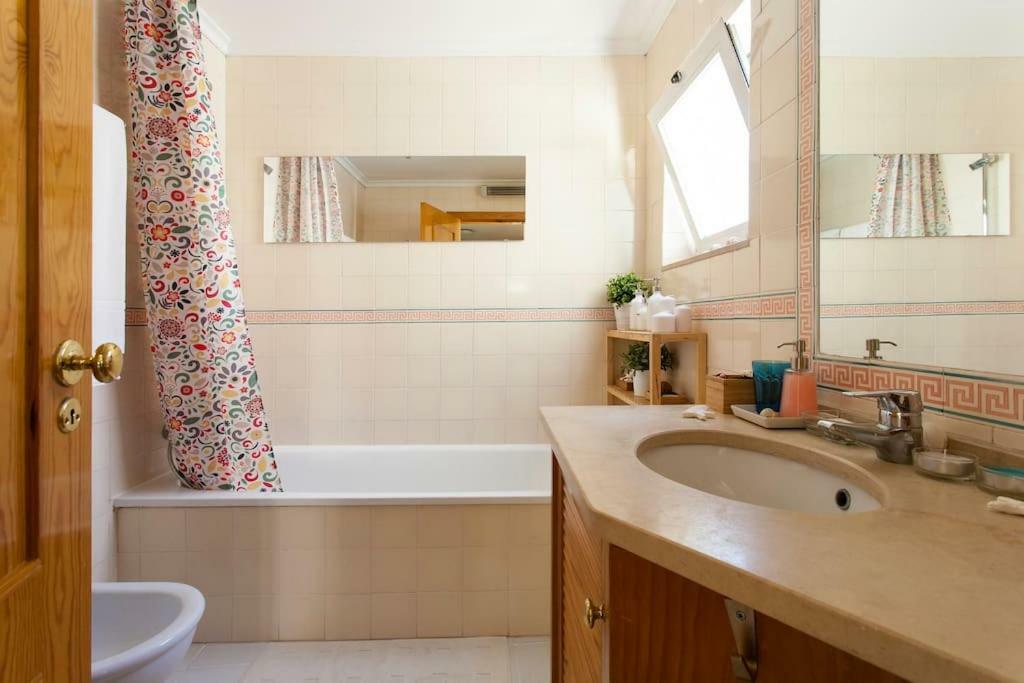My Fair Lisbon - Santos Duplex Apartment Екстер'єр фото